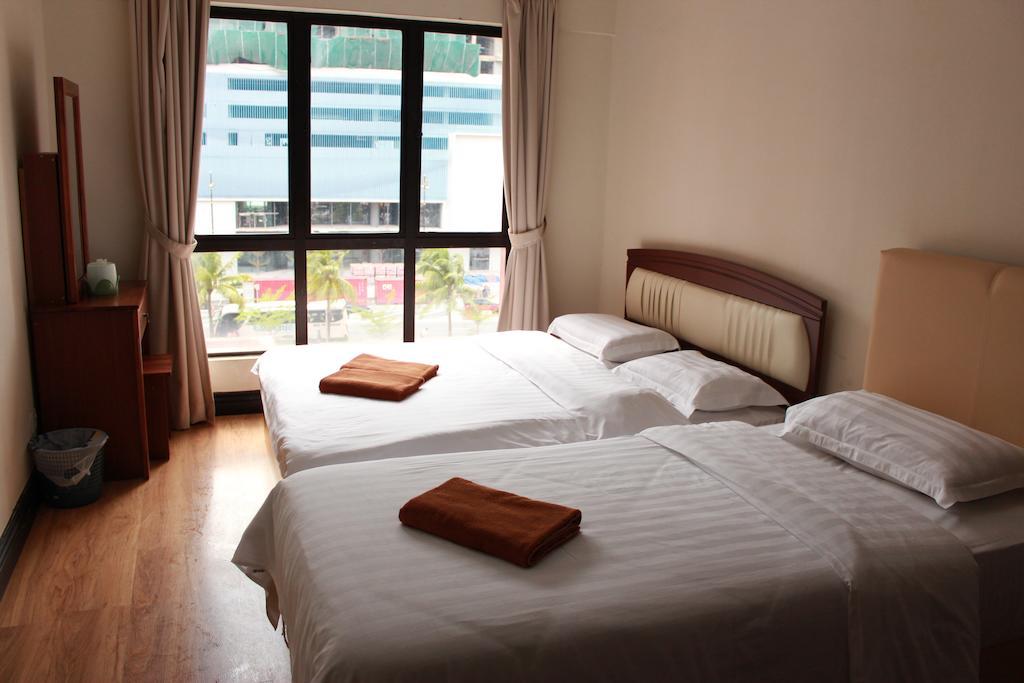 Marina Court Kota Kinabalu- Bigger Group Stay Together- 6 Bedroom Apartments Zimmer foto