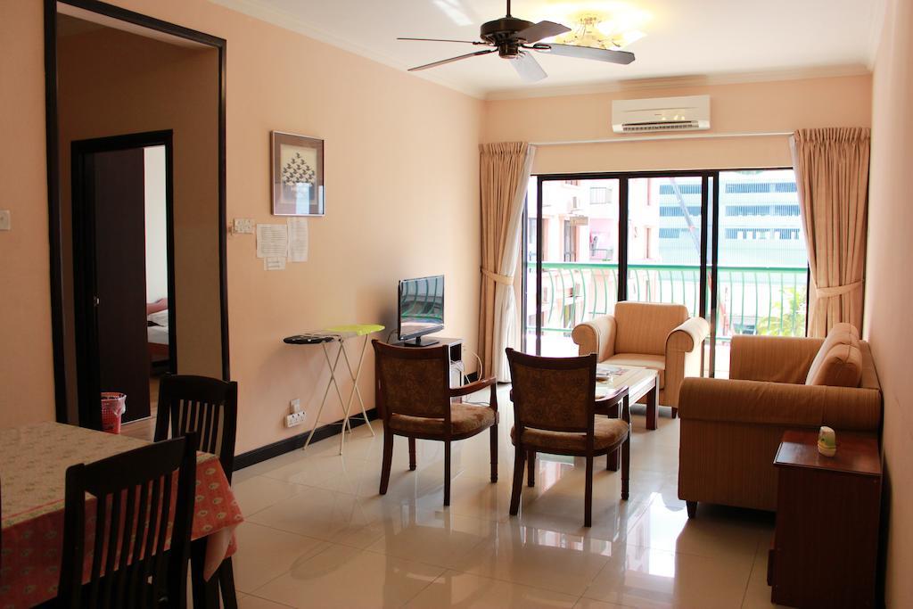 Marina Court Kota Kinabalu- Bigger Group Stay Together- 6 Bedroom Apartments Zimmer foto