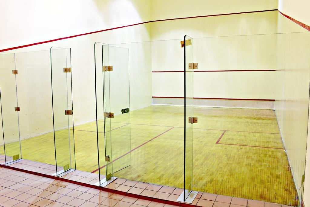 Marina Court Kota Kinabalu- Bigger Group Stay Together- 6 Bedroom Apartments Exterior foto