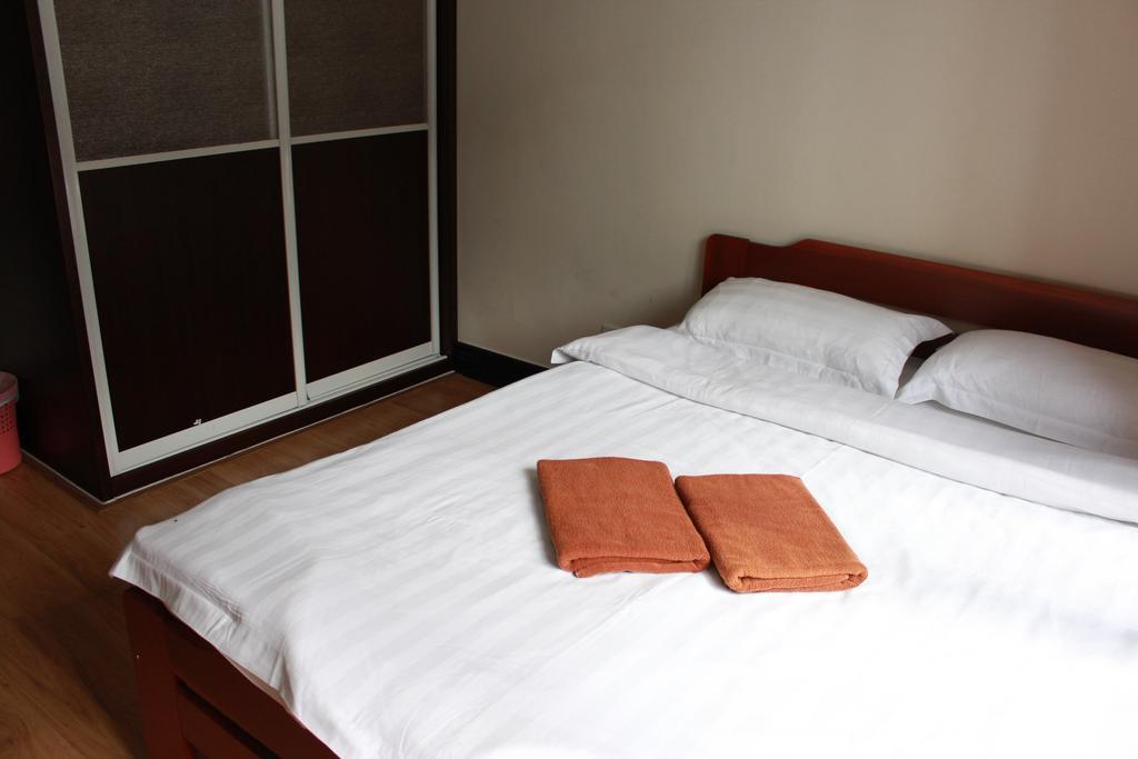 Marina Court Kota Kinabalu- Bigger Group Stay Together- 6 Bedroom Apartments Zimmer foto